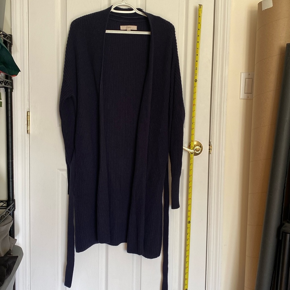 Long navy blue cardigan with pockets